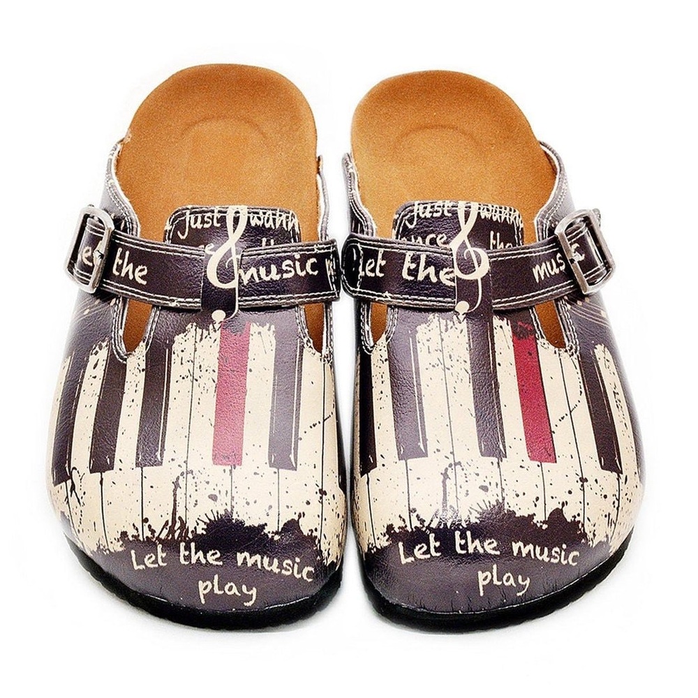 Calceo - BLACK/WHITE/RED PIANO PATTERN “LET THE MUSIC PLAY” CLOGS -Size 38 NWOT